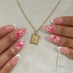24Pcs Fairy White Flower Fake Nails Pink French Tip Press on Nails Short Square Wearable False Nail for Women Girls DIY Manicure