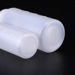 Large Squeeze Condiment Bottles with Nozzles Ketchup BBQ Sauces Olive Oil Bottle Dispenser Squeeze Sauce Bottle Kitchen Gadget