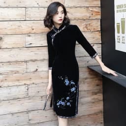31*22CM Plum Blossom Flowers Embroidery Applique Iron-On Patches,Fabric Sticker Sew on Patch for Clothes Iron Glue,Fashion Dress