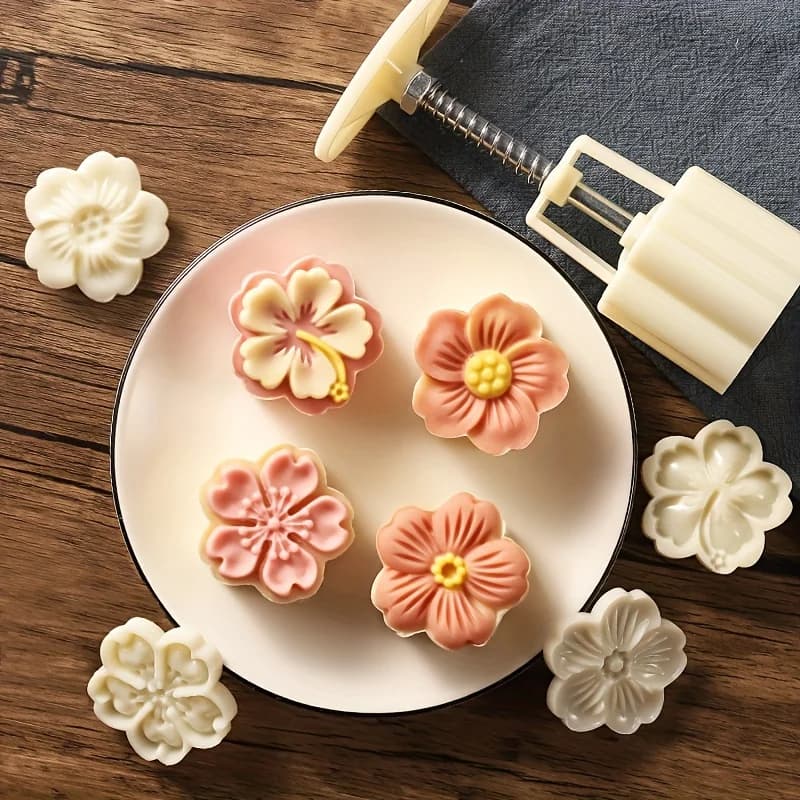 Mooncake Press Molds, Mid Autumn Festival Mooncake Mold Set 50g Flower Moon Cake Mold with 4Pcs Stamps