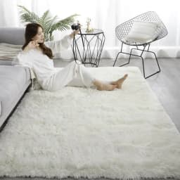VIKAMA Silk and Wool Carpet, Solid Color, Simple Style, Suitable for Home Bedrooms, Bedside Rug, Dirt-resistant and Warm.