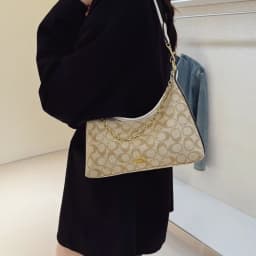 Elegant Women Luxury Leather Fashion Shoulder Bag High End Designer Tote Handbag For Stylish Urban Daily Commuter Lifestyle
