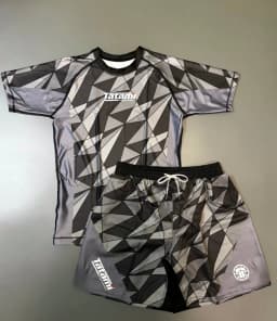 26 New MMA Sports Set Men's Black White Graphic Rash Guard T-shirts & Shorts Sets Quick Drying Combat Training Suit Adults Kids