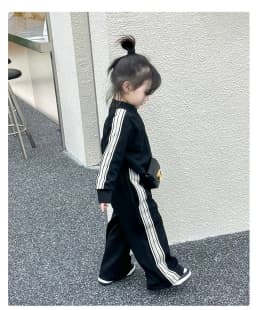 Autumn Gilrs Sports Sets Kids Striped Coats+Trousers 2Pcs New Casual Loose Outfits Children Fashion Clothes Suits 2-8 Years