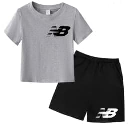 Children's Sports White T-shirts Short-sleeved Shirts and Shorts Sets for Boys Girls Clothing Suitable for Children Aged 3 to13