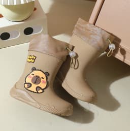 One Pair of Toddler Mid-Calf Rain Boots for Boy and Girl Comfortable Soft Sole Capybara Rubber Water Shoes Elastic Band