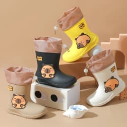 One Pair of Toddler Mid-Calf Rain Boots for Boy and Girl Comfortable Soft Sole Capybara Rubber Water Shoes Elastic Band