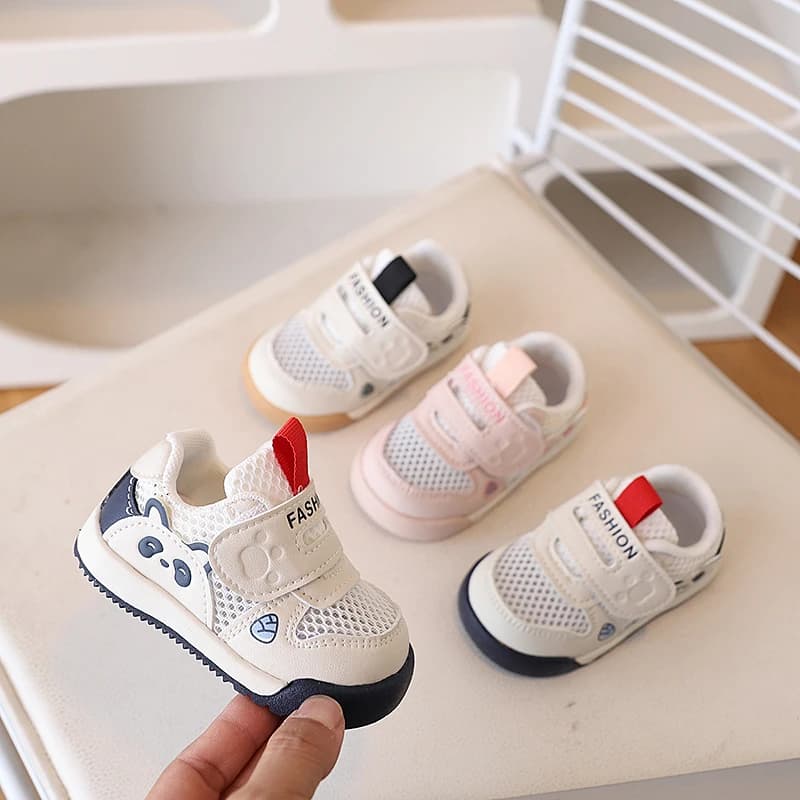 Breathable Hollow Out Mesh Toddler Shoes Soft Bottom Panda Design Girls Walking Sandals Summer New Style Toddler Girl Shoes