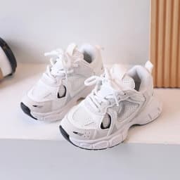 Kids Casual Running Shoes with Thick Soles Boys Girls Fashion Versatile Sports Shoes 2026 New Children Mesh Breathable Sneakers
