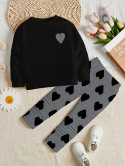 Fashion Girls 2 Pack Heart Graphic Sweatshirt Set Black Crewneck Top & Grey Heart Leggings Street Style