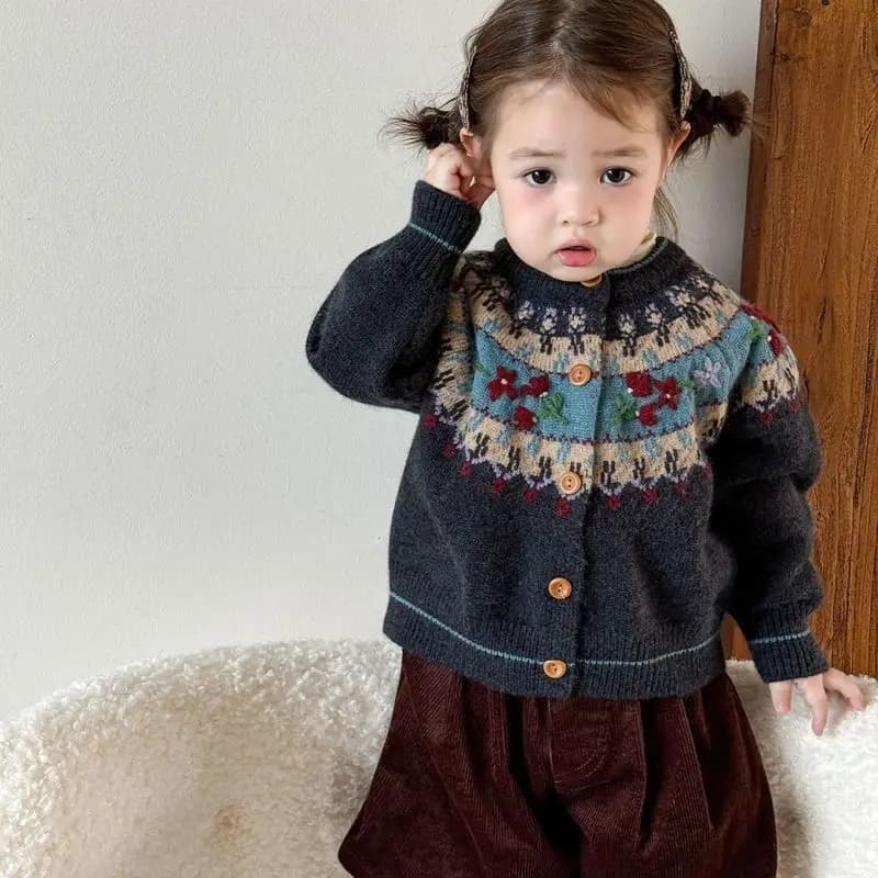 Girls' Sweater Coat for Autumn, Stylish and Super Cute Children's Knitted Cardigan, Baby Girl's Clothing