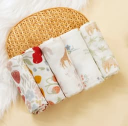 Happyflute 60x60CM Bamboo Cotton Muslin Square Towels 5-Piece Set Soft Gauze Wipes for Baby Face And Bath Newborn Baby Bibs