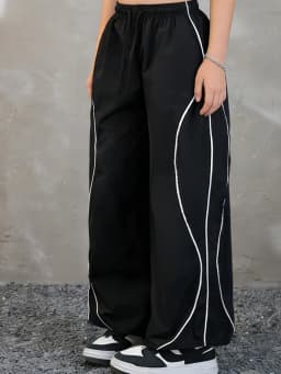 Summer Street Style Casual Outfit for Teenage Girls: Black T-Shirt + Color-Blocked Wide-Leg Pants Two-Piece Set, Stylish and Fashionable, Suitable for Children Aged 5-13, Versatile for Home, Leisure, and Outings