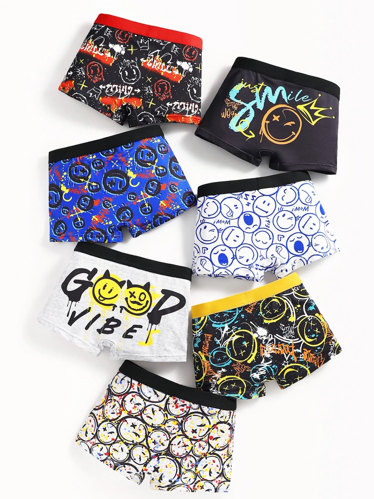 7-Piece Mixed Set of Boys' Boxer Briefs with Prints, Comfortable and Soft for Home Wear, Cute Student Underwear Suitable for Ages 4-12