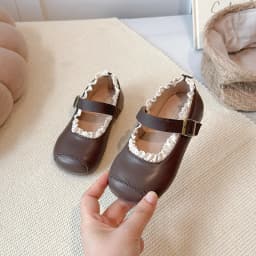 2025 New Children's Flats Simple Lolita Girls Princess Leather Shoes Walking Versatile Sweet Pleated Kids Causal Fashion Shoes