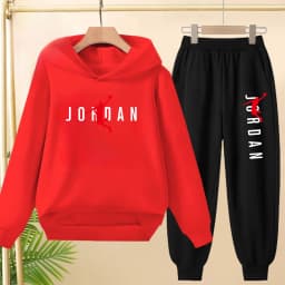 The Children's Sweatshirt L Basketball Set Is Suitable for Boys and Girls Aged 3 to 12featuring a Pullovers,hoodies and Trousers