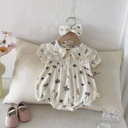 Summer 2026 New Style Baby Girls' Fashionable Crawling Suits, Short Sleeve, with Flower Prints and Flap Collar for Toddlers