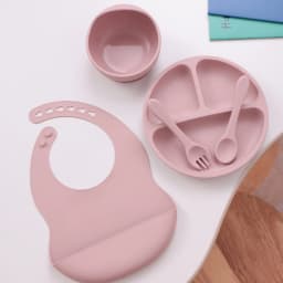 Color Kids 5PCS Silicone Baby Feeding Set Suction Dishes Plate BPA Free Sucker Bowl Bib Spoon Fork Training Tableware Gift Set