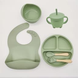 Children's Dishes Set Baby Silicone 6/8-piece Tableware Set Suction Cups Forks Spoons Bibs Straws Cups Mother and Baby Supplies