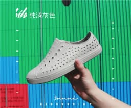 EVA Anti-slip Sports Sandals Slipper Big Child Sandal Unisex Garden Hole Shoe Summer Men Women Sandals Beach Wading Hollow Shoes