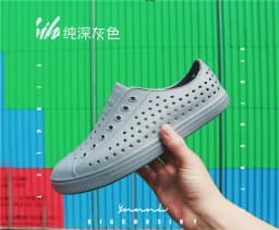 EVA Anti-slip Sports Sandals Slipper Big Child Sandal Unisex Garden Hole Shoe Summer Men Women Sandals Beach Wading Hollow Shoes