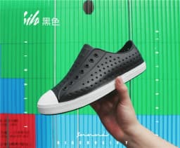 EVA Anti-slip Sports Sandals Slipper Big Child Sandal Unisex Garden Hole Shoe Summer Men Women Sandals Beach Wading Hollow Shoes