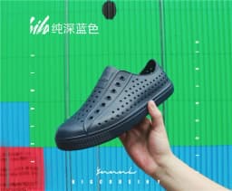 EVA Anti-slip Sports Sandals Slipper Big Child Sandal Unisex Garden Hole Shoe Summer Men Women Sandals Beach Wading Hollow Shoes