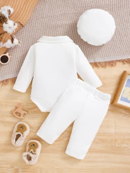 Baby boy wash dress set, fake vest with two long sleeves, suitable for wearing in autumn and winter seasons