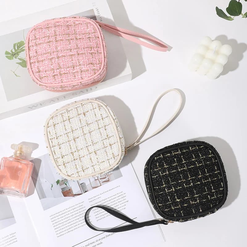 Simple Mini Makeup Storage Bag Ladies Portable Lipstick Key Coin Data Line Organizer Pouch Girl Sanitary Napkins Tote Bag