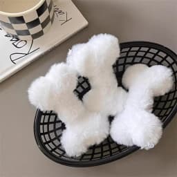 New Cute Dog Bone Pendant Key Ring Plush Keychain Soft Stuffed Keyrings for Boy Girl for Bag Decorations Student Accessories