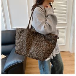 Fashion Leopard Print Shoulder Bag Large Capacity Hand-held Women Tote Bag Texture Underarm Bag Crossbody Bag