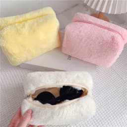 Durable Plush Cosmetic Bag Travel Organizer Large Capacity Makeup Bag Portable Storage Bag