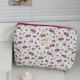 Quilted Cotton Ladies Travel Storage Bag Retro Cherry Women's Cosmetic Bags Cute Design Girls Pencil Case Makeup Bag Handbags
