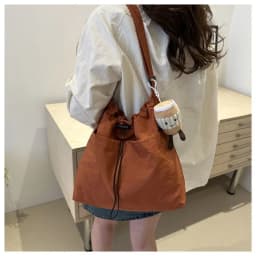 Fashion Travel Casual Nylon Tote Bag Drawstring Shoulder Bag Large Capacity Waterproof Crossbody Bucket Bag Women