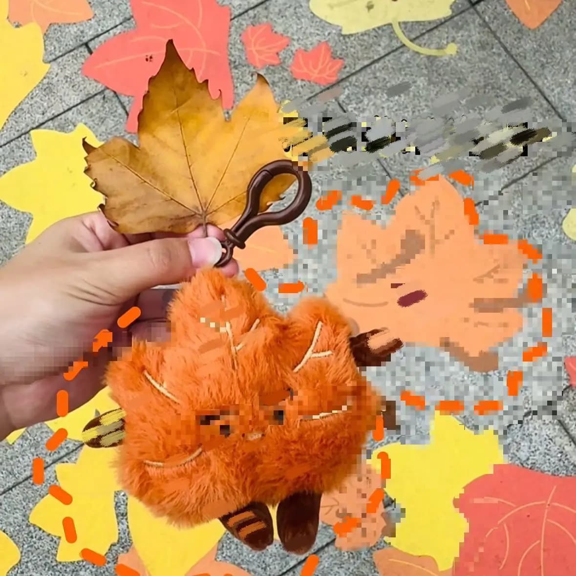 Cute Tongtong Plush Keychain Bag Charm Maple Leaf Interesting Doll Bag Accessory for Backpack Hanging Decoration