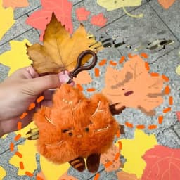 Cute Tongtong Plush Keychain Bag Charm Maple Leaf Interesting Doll Bag Accessory for Backpack Hanging Decoration