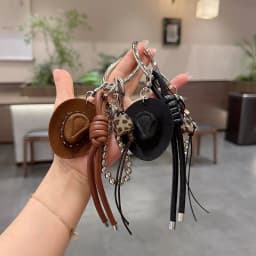 Lucky Cowboy Hat Keychain Pendant Handmade Braided Rope Faux Leather Charm Good Fortune Blessing Decor For Car Keys Bag Purse