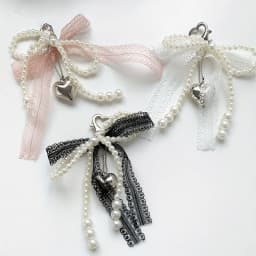 Lace Pearl Bow Keychain, Ladies Pearl Bow, Bag Pendant Keychain, Backpack Charm Keychain, Heart-Shaped Bag Pendant, Bead Keychain, Bow Pendant, Keychain Additions for Gifts, Wallets, Bags, Backpacks, Satchels