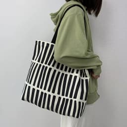 Canvas Striped Large-Capacity Shoulder Bag, Lightweight with Multiple Compartments, Zippered Closure, Can Be Used as a Laptop Bag, Shopping Bag, Travel Bag, Multifunctional and Casual