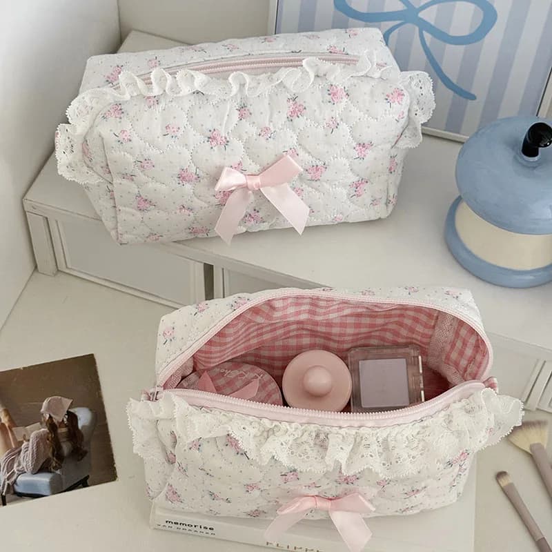 Pink Rose Sweetheart Cosmetic Storage Bag Aesthetic Cute Lace Trim Makeup Pouch Large Capacity Vintage Cosmetic Organizer Bags