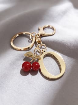 Premium Gold Elegant Letter Keychain, A-Z Alphabet 3D Pendant, Red Heart Accessory, Fashionable Silver Key Chain Ring, Bag/Backp
