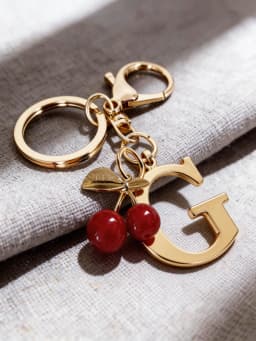Premium Gold Elegant Letter Keychain, A-Z Alphabet 3D Pendant, Red Heart Accessory, Fashionable Silver Key Chain Ring, Bag/Backp