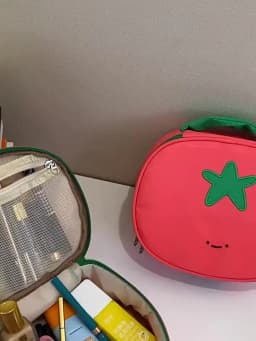 Tomato Shaped Cute Cosmetic Bag Nylon Waterproof Portable Makeup Pouch Unique Design Travel Wash Bag Multifunctional Toiletry St