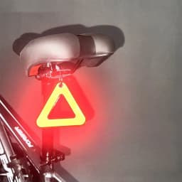 Reflective Pendant for School Bags, Triangle Safety Reflector, Student Safety Hanging Tag for Night Walking and Cycling