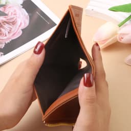 Factory Wholesale Short Women's Zipper Wallet Matte Versatile Purse Versatile Multi-Card Slot Small Money Clip Storage Bag