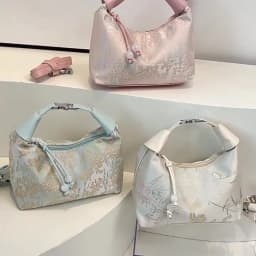 Designer Luxury Bags Woman Sweet Embroidery Shoulder Bag Nylon Texture Pearl Pendant Crossbody Handbag Bucket Handbag Women Girl