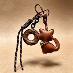 Cute Leather Cat Bag Charm Kawaii Donuts Keychain with Aesthetic Backpack Pendant Gift for Cat Lovers Women Girls
