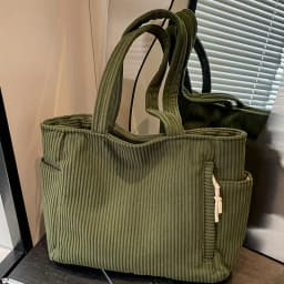 Lightweight Large Capacity Corduroy Handbag with Zipper Closure Solid Color Casual Shoulder Bag for Daily Commuter