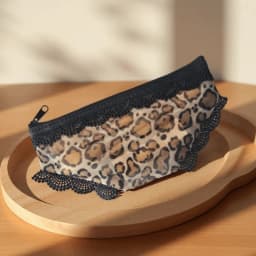 New Briefs Shape Cosmetic Bag Mesh Lace Heart Makeup Storage Pouch Y2K Transparent Toiletry Bag Storage for Travel