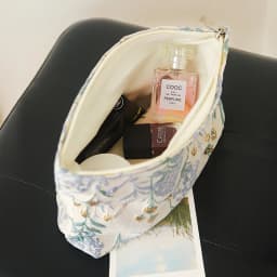 Blue Bouquet Women Makeup Bag, Large Capacity Canvas Toiletry Bag-for Sanitary Napkin & Makeup Supplies Storage,Travel Organizer